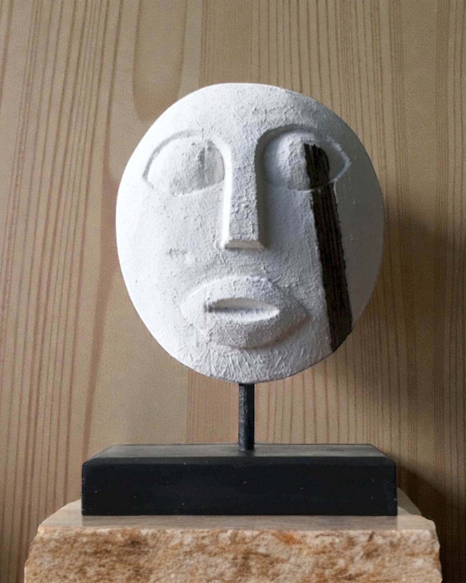 Timori maszk, az ősök őrzője 27x20 cm – Fehér