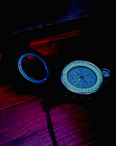 Professzionális K4580 Inklinációs Iránytű - Vízálló, Többfunkciós, Terepi Kihívásokhoz