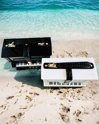 Női Táska „Elegáns Zongora” Fekete és Fehér Színekben