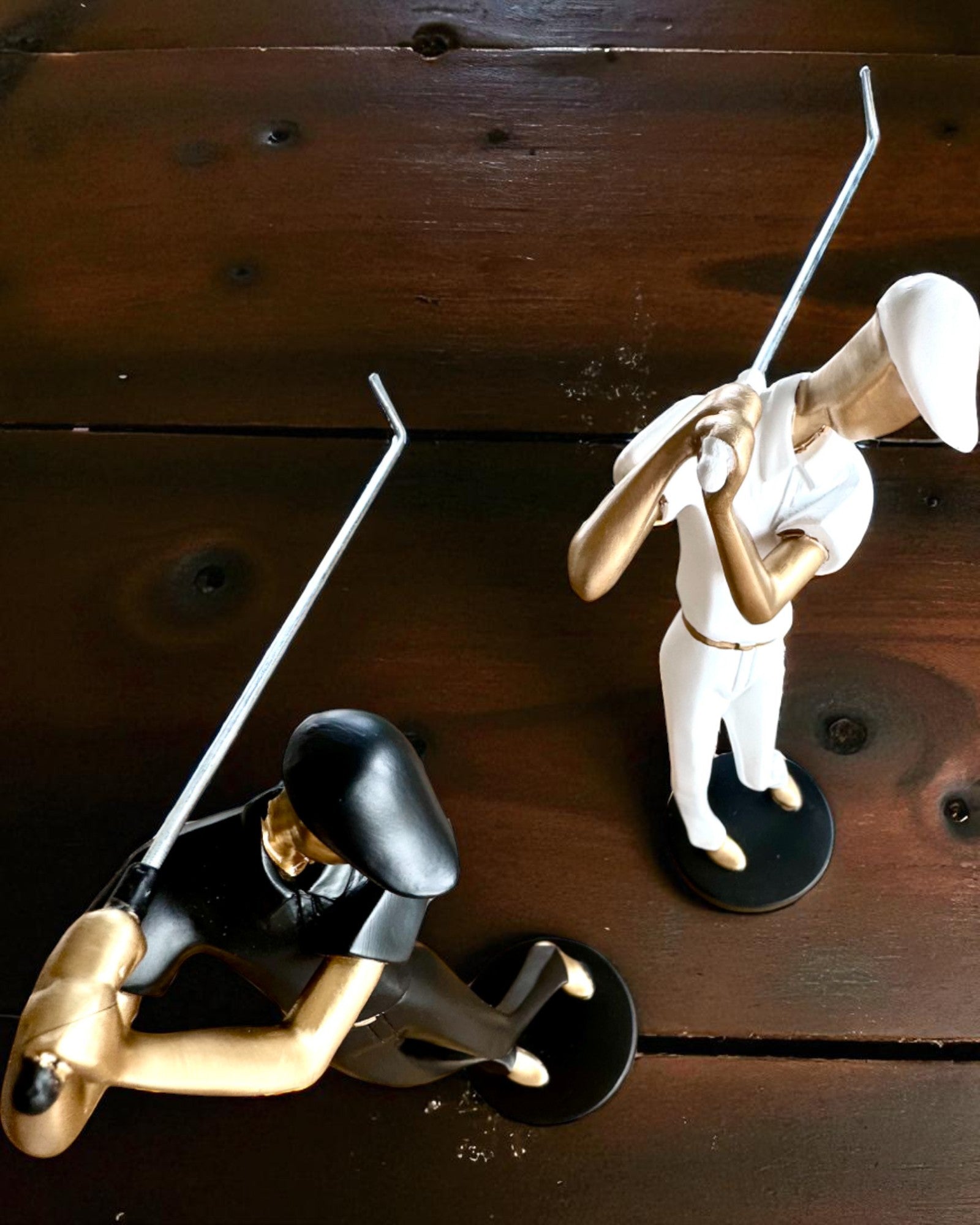 „Swing Elegance” golfozó figura, 24 cm magas, dekoratív, gravírozható ajándékba