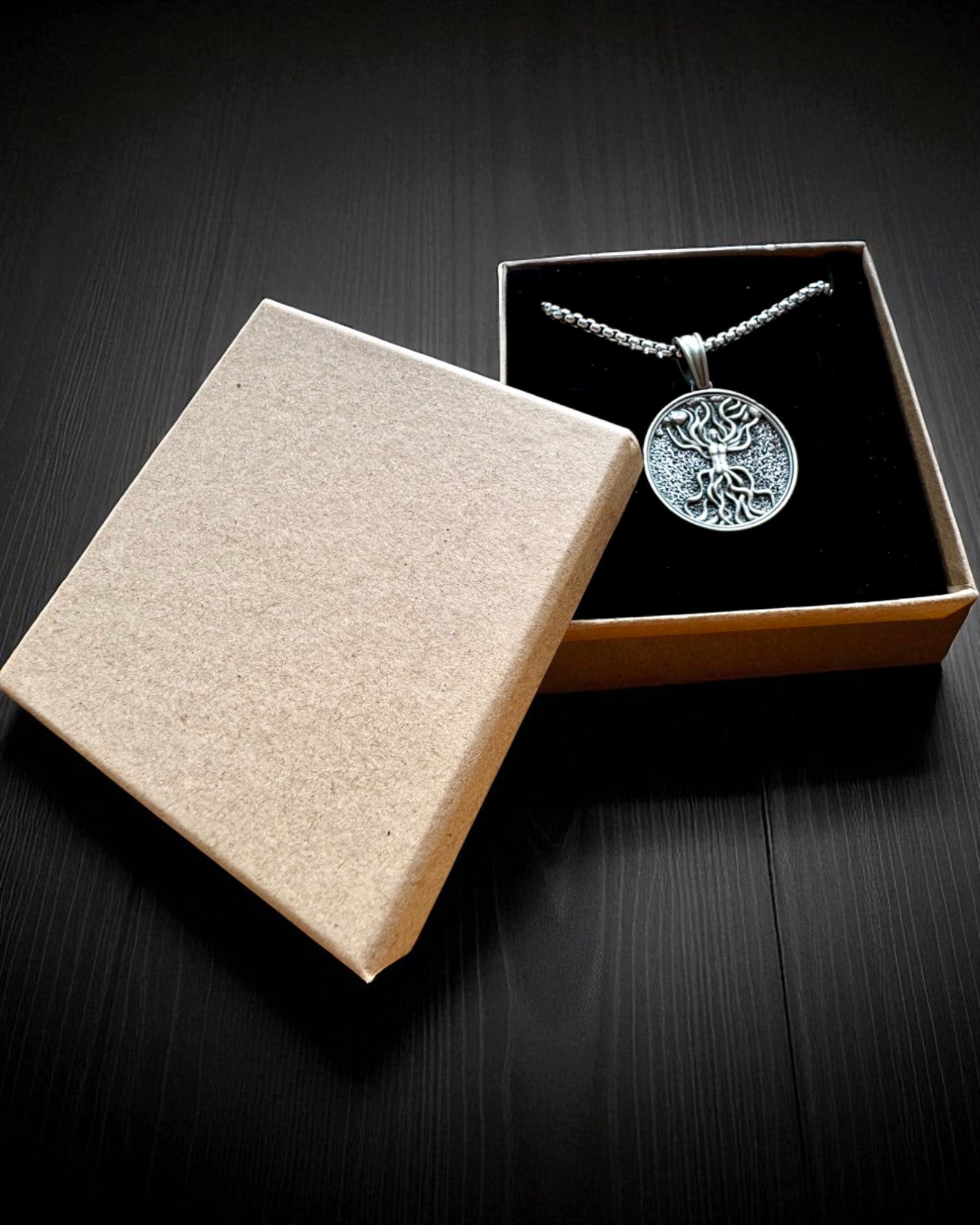 Amulet Drzewa Życia z Możliwością Grawerowania - naszyjnik "Witalność Natury", personalizacja
