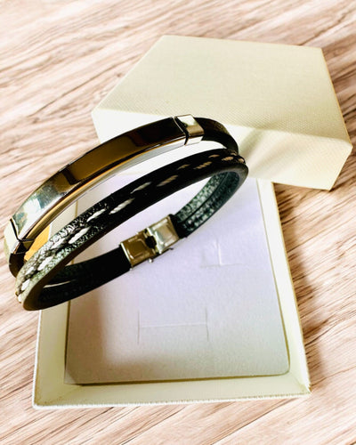 PU bőrből és rozsdamentes acélból készült sport karkötő gravírozási lehetőséggel – 3 színben