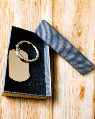 Rozsdamentes Acél Katonai ID "Dog Tag" – Személyre Szabott Gravírozás