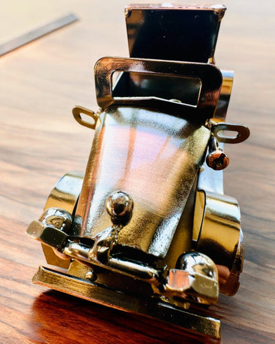 Retro klasszikus autó, vasból készült - "Vintage Drive" kollekció, autómodell, személyre szabható gravírozással ajándékba