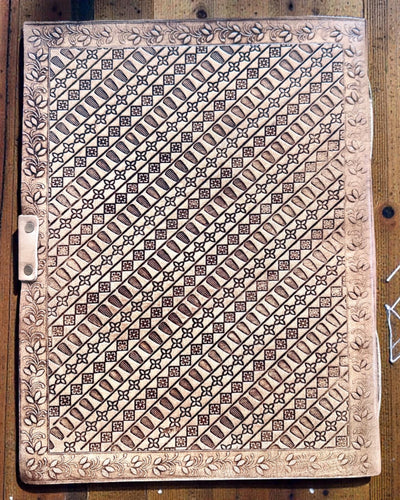 Bőr Emlékkönyv Örökség – Személyre szabott jegyzetfüzet 25 × 33 cm