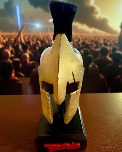 Spartan Prémium Sisak – kézzel készített dekoratív szobor, személyre szabható gravírozással ajándékba