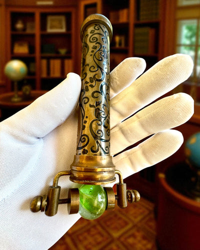 Vintage „Emerald Dreams” kaleidoszkóp, 15 cm – kézzel készített, személyre szabható gravírozással ajándékba