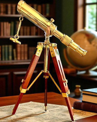Égi távcső fa állványon 41 cm, személyre szabható gravírozással ajándékba