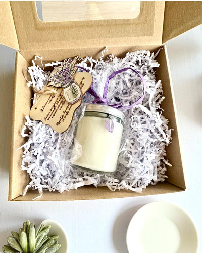 Intenciós szójagyertya ametiszttel – nyugalom, harmónia és tisztulás, 250 ml, személyre szabható ajándéknak