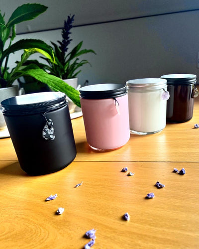 Intenciós szójagyertya Rózsakvarc – szerelem, harmónia és a szív nyugalma, 250 ml, személyre szabható ajándéknak