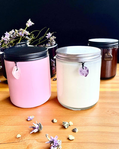 Intenciós gyertya Tigris Erő – Magabiztosság és jólét, 250 ml, a kupak személyre szabásának lehetősége ajándékba