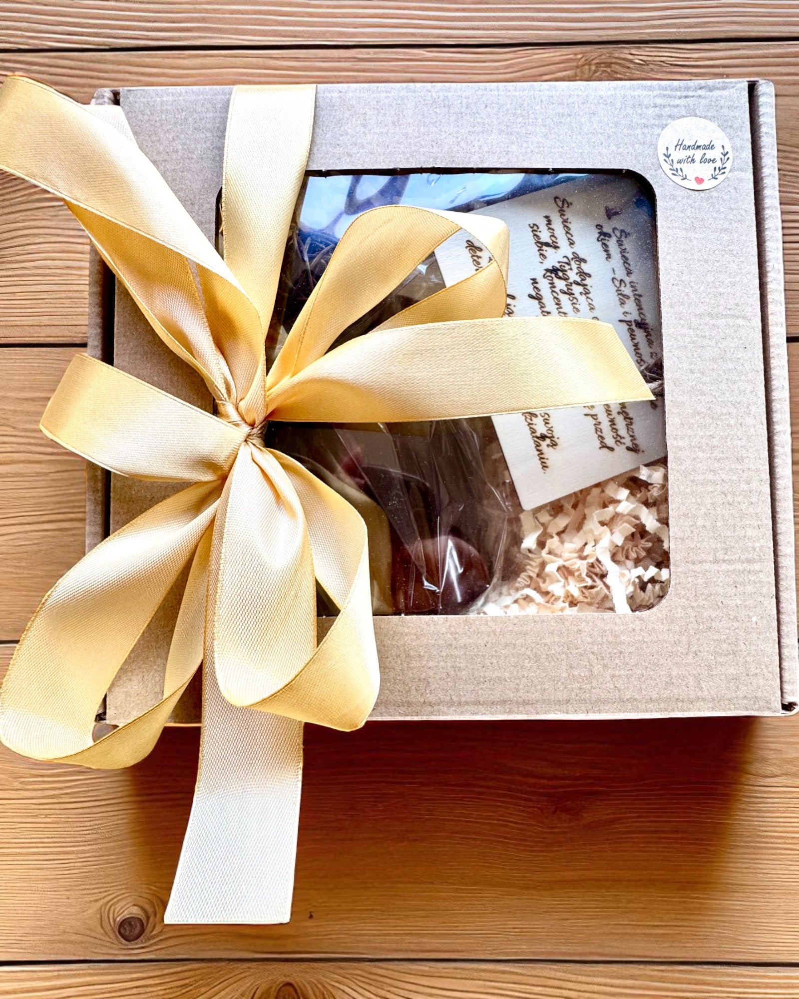 Intenciós gyertya Tigris Erő – Magabiztosság és jólét, 250 ml, a kupak személyre szabásának lehetősége ajándékba