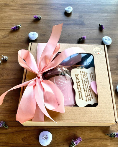 Intenciós szójagyertya Rózsakvarc – szerelem, harmónia és a szív nyugalma, 250 ml, személyre szabható ajándéknak