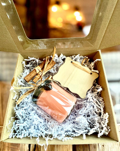 Intenciós szójagyertya 250 ml természetes kővel – válaszd ki a saját energiádat: citrin vagy gránát, személyre szabható gravírozással ajándékba