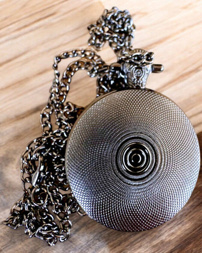 Zegarek Kieszonkowy Róża Nocy, możliwość personalizowania grawerem na prezent