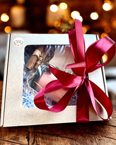 Intenciós szójagyertya 250 ml természetes kővel – válaszd ki a saját energiádat: citrin vagy gránát, személyre szabható gravírozással ajándékba