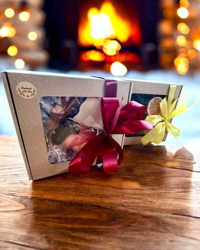 Intenciós szójagyertya 250 ml természetes kővel – válaszd ki a saját energiádat: citrin vagy gránát, személyre szabható gravírozással ajándékba