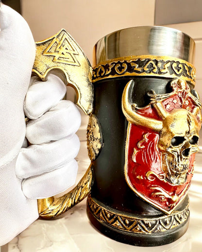 Karnawałowy Kufel Wojownika - 600 ml, 16 cm magasság, személyre szabható gravírozással ajándékba