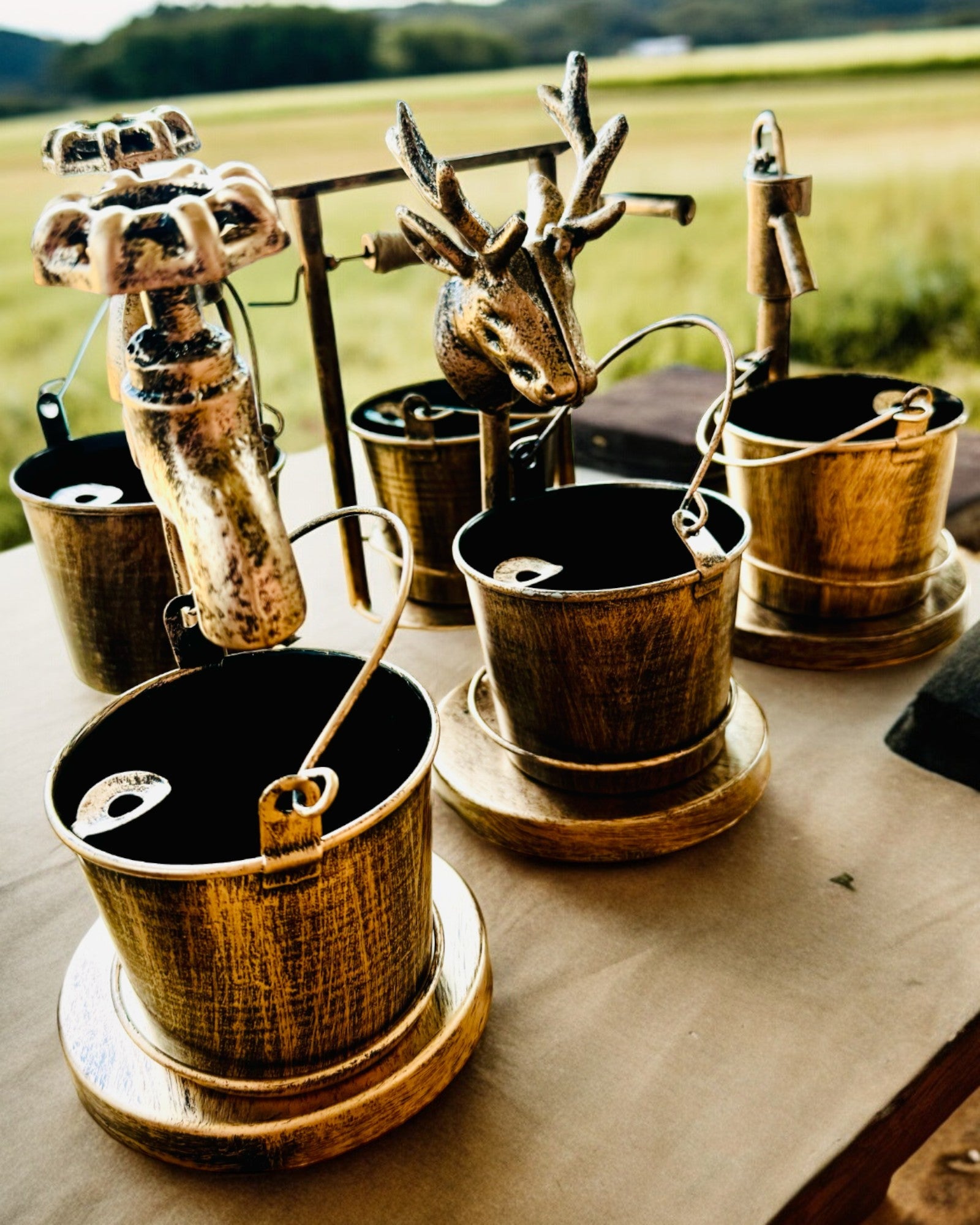 Stílusos Fém Hamutartó "Rustic Charm" 19-23 cm magasság, 8 választható változat, gravírozás kérésre