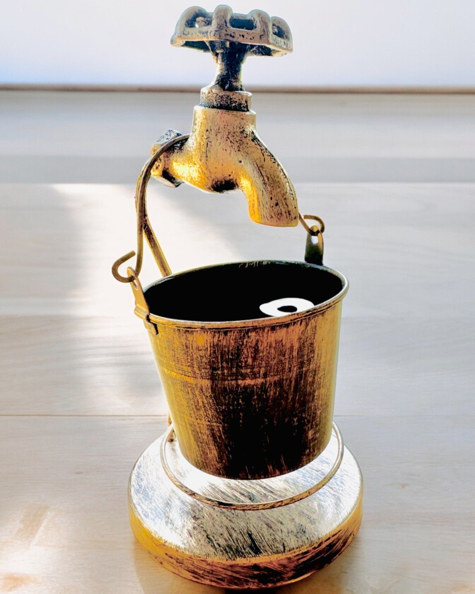 Stílusos Fém Hamutartó "Rustic Charm" 19-23 cm magasság, 8 választható változat, gravírozás kérésre