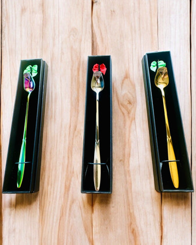 Személyre szabott Rózsa Kanál Gravírozási Lehetőséggel ajándékba - 3 választható színváltozat