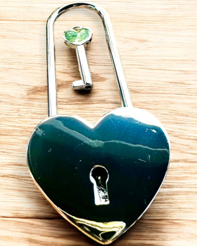 Szerelmi Varázslatos Lakatok Gravírozási Lehetőséggel ajándékba, 5 választható színváltozatban