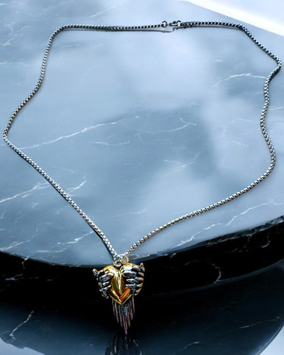 Amulet Sercostrzelec Mroczne Skrzydła Miłości, możliwość personalizacji grawerem na prezent