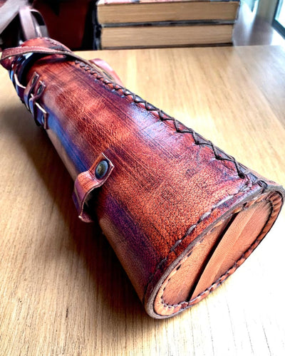 Voyager 1818” Királyi Távcső – Exkluzív, kézzel készített, 83 cm-es réztávcső valódi bőrtokban – Gyűjtői kiadás, személyre szabható gravírozással ajándékba