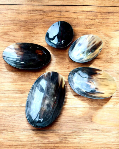 Miska Indyjski Róg - możliwość personalizacji grawerem na prezent