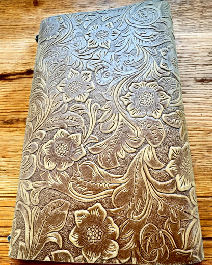 Luxus Retro Jegyzetfüzet Bőr Borítóval - "Vintage Elegance", 480 oldal, gravírozással személyre szabható