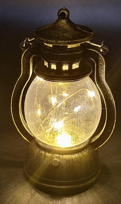 Lampka nocna LED w kształcie lampy naftowej z możliwością personalizacji grawerem, idealna na prezent - wysokość 12,6 cm, szerokość 5,8 cm, certyfikat CE