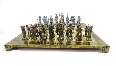 Íjászok sárgaréz sakk 44x44cm személyre szabható gravírozási lehetőséggel – luxusajándék a mitológia és a stratégia kedvelőinek, kiváló minőségű, kézzel készített figurák
