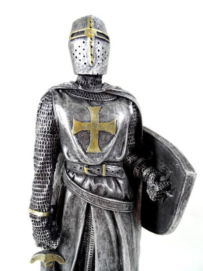 Keresztes lovag figura 30cm gravírozással