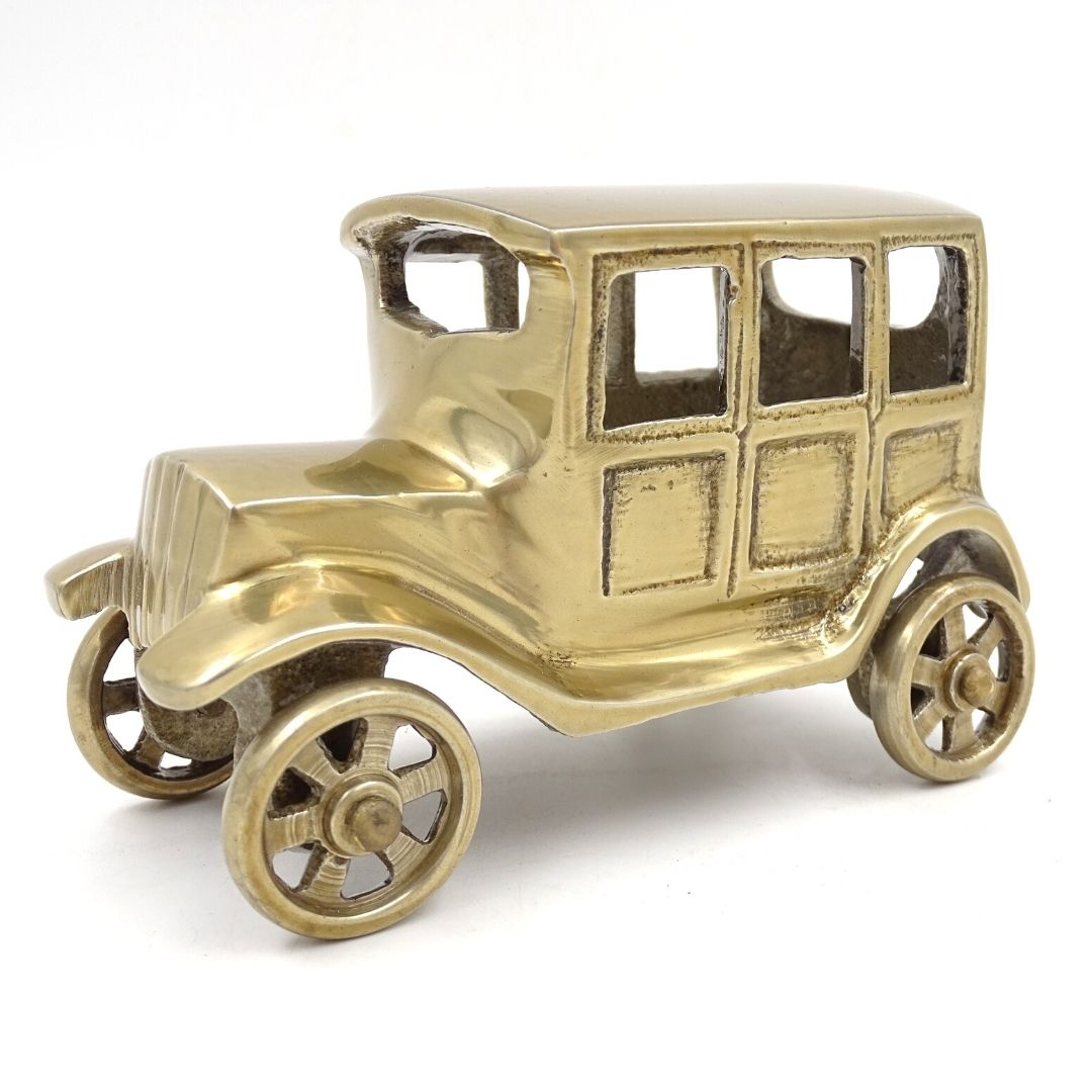 Retro BMW Dixi fém autómodell antik sárgaréz színben, személyre szabható gravírozási lehetőséggel