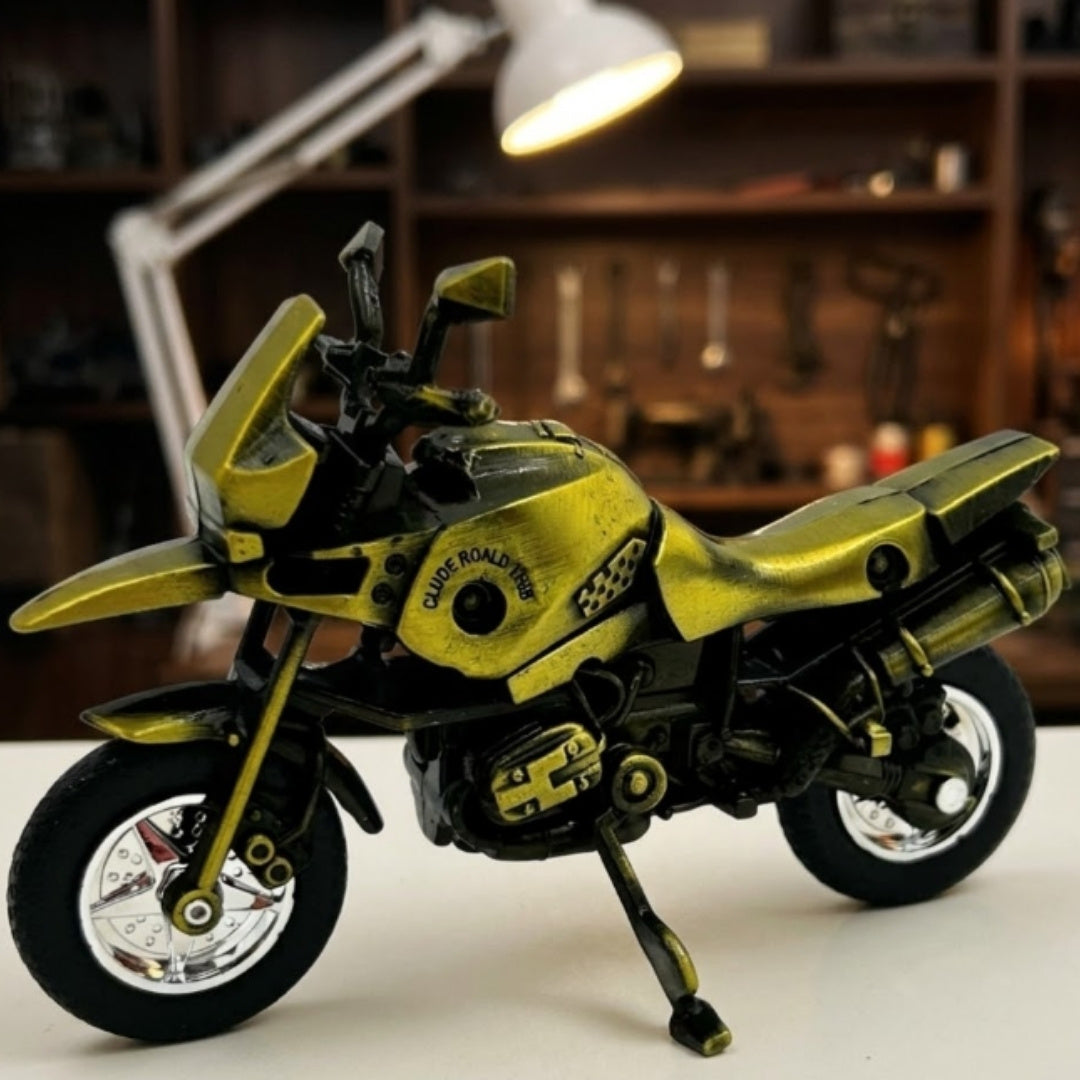 HJ1 fém motorkerékpár-modell sötétzöld színben, gravírozással személyre szabható
