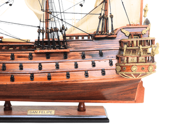 Exkluzív San Felipe vitorláshajó-modell - SF4, személyre szabható gravírozással
