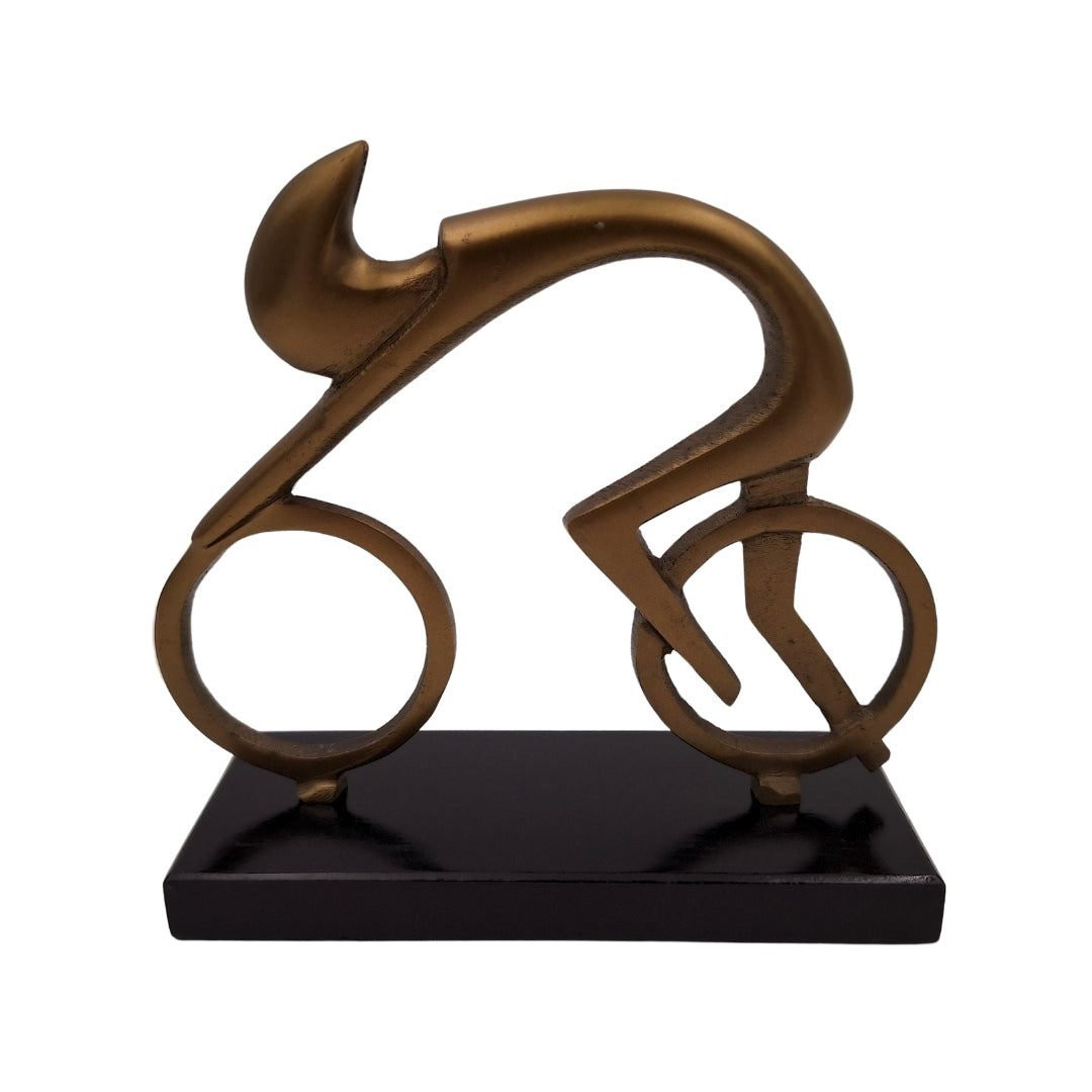 Kerékpáros figura Kerékpáros VB26/9 gravírozással - elegáns ajándék kerékpárosoknak, magasság 18 cm, sárgaréz és fekete, minimalista beltéri dekoráció