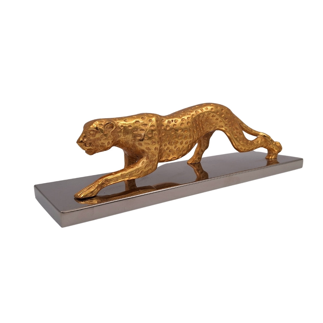 Elegáns dekoratív aranyszínű leopárdfigura, 42cm, személyre szabott gravírozással
