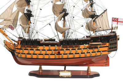 Model Żaglowca HMS Victory 80cm Złożony z Możliwością Personalizacji Grawerem - Ekskluzywna Dekoracja na Prezent, Ręcznie Wykonany z Drewna Egzotycznego, Wysoka Jakość i Dbałość o Szczegóły