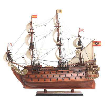 Exkluzív San Felipe vitorláshajó-modell - SF4, személyre szabható gravírozással