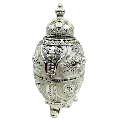 Ezüstszínű, nyitható Fabergé-tojás gravírozási lehetőséggel