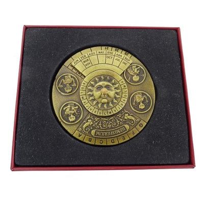 Reneszánsz öröknaptár gravírozással – személyre szabott ajándék az 1600-2799 évekre, elegáns irodai dekoráció, átmérő 9 cm, reneszánsz stílus