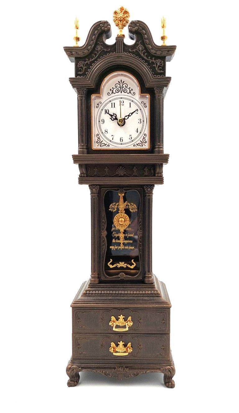 Retro állóóra zenélő dobozzal és személyre szabott gravírozással, elegáns dobozka apróságoknak, magasság 37,5 cm, ideális vintage stílusú ajándék