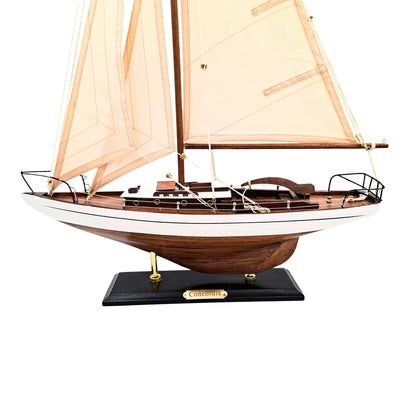 Vitorlás jacht modell 66 cm, gravírozásos személyre szabási lehetőséggel
