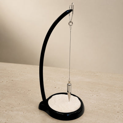 Homokinga Sand Pendulum gravírozással – inspiráló 38cm dekoráció kinetikus homokkal