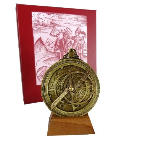 Astrolabium Europejskie H32 – Replika Renesansowa Premium z Możliwością Personalizacji Grawerem – Idealny Prezent z Eleganckim Drewnianym Postumentem – Wysokość 12 cm, Ręcznie Wykonane z Dbałością o Szczegóły