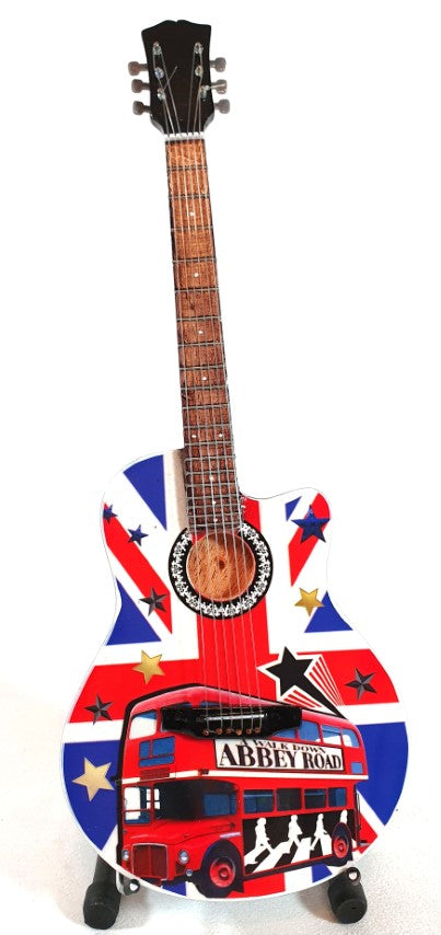 The Beatles gyűjtői mini gitár