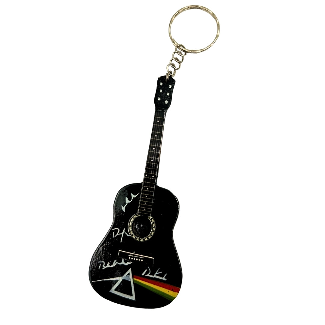 Pink Floyd stílusú, gitár alakú fa kulcstartó - Tribute - DSOM