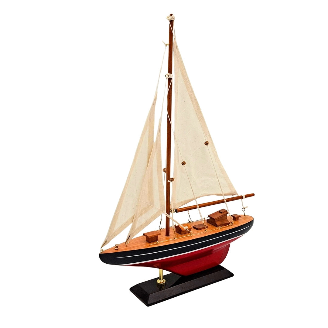 Elegáns fa vitorlás jacht modell 30 cm, gravírozásos személyre szabással