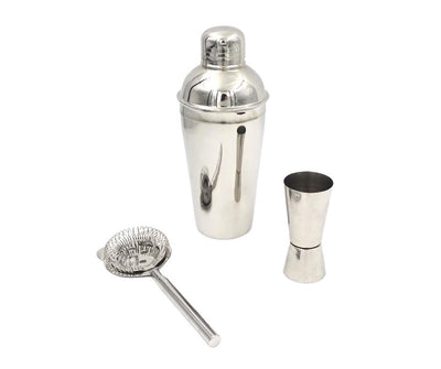 Steel 3 részes bártenderszett személyre szabható gravírozási lehetőséggel - shaker 750 ml, jigger 15/30 ml, strainer - elegáns ajándék a koktélok kedvelőinek, rozsdamentes acél, ezüst szín